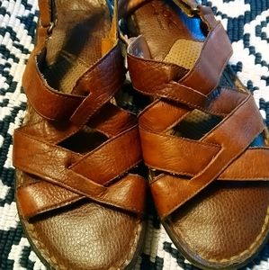 Size 8 BOC Brown Leather Sandals